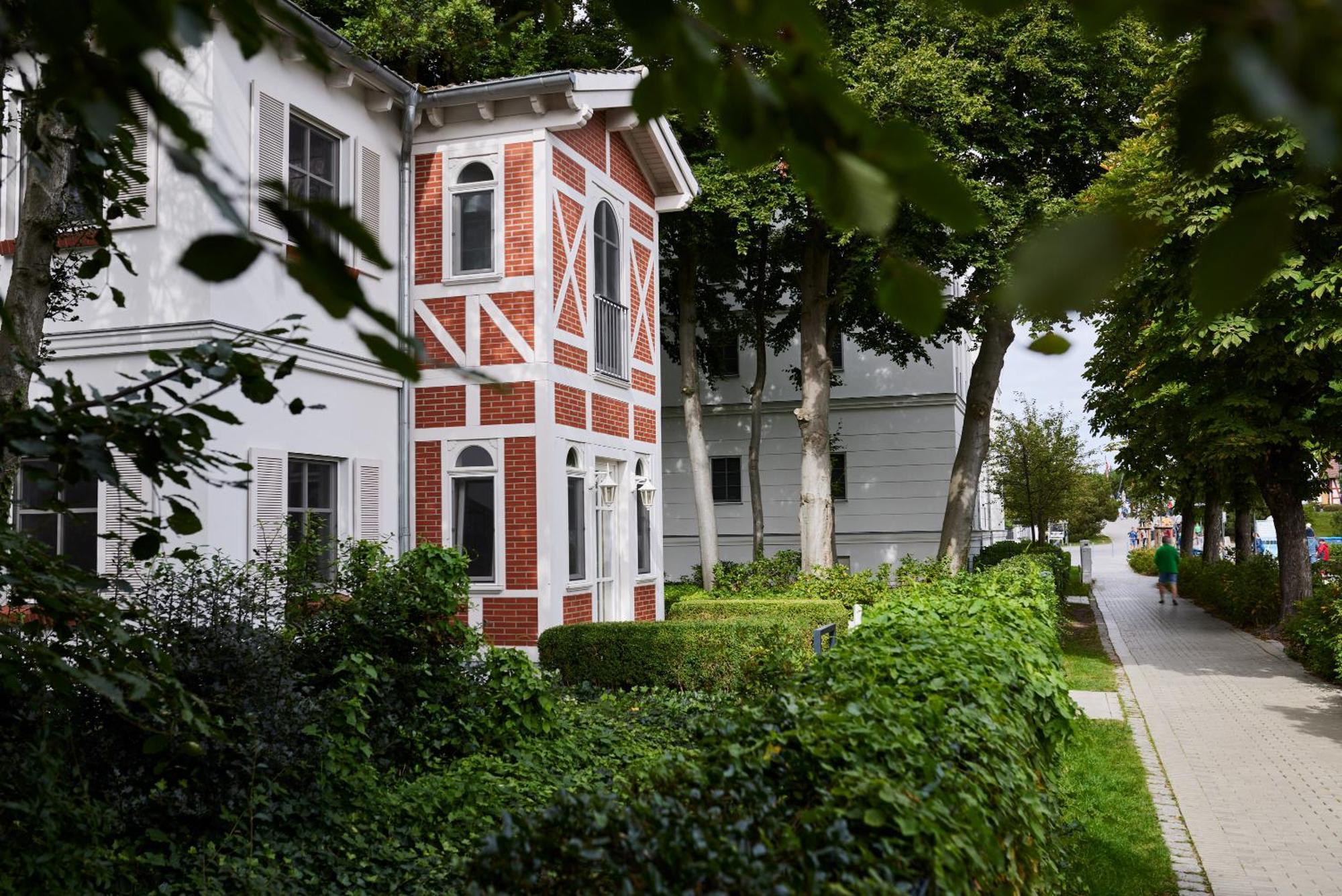 Strandhotel Zingst Eksteriør bilde The German House